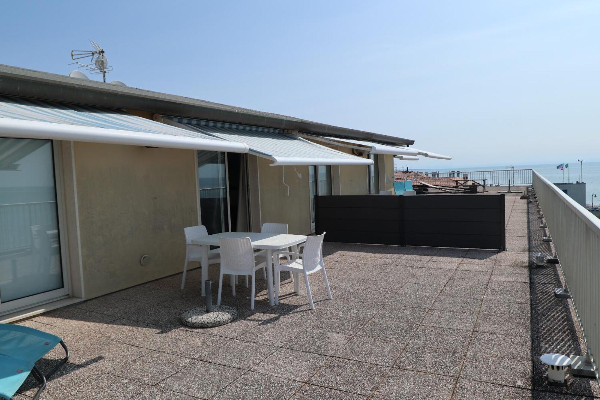 Apartmán Penthouse Attico Mara Caorle Exteriér fotografie